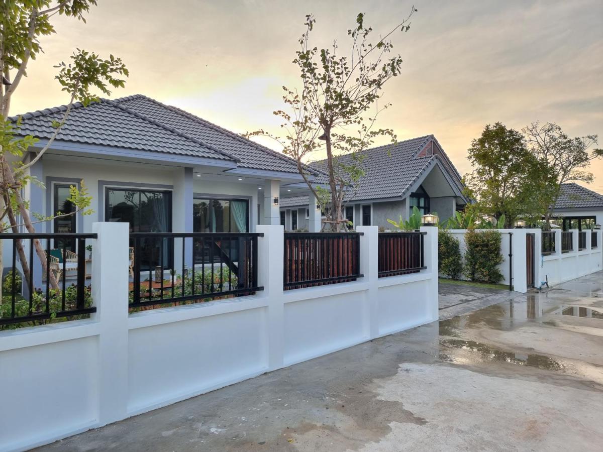 Baan Dalah Buriram Villa Kültér fotó